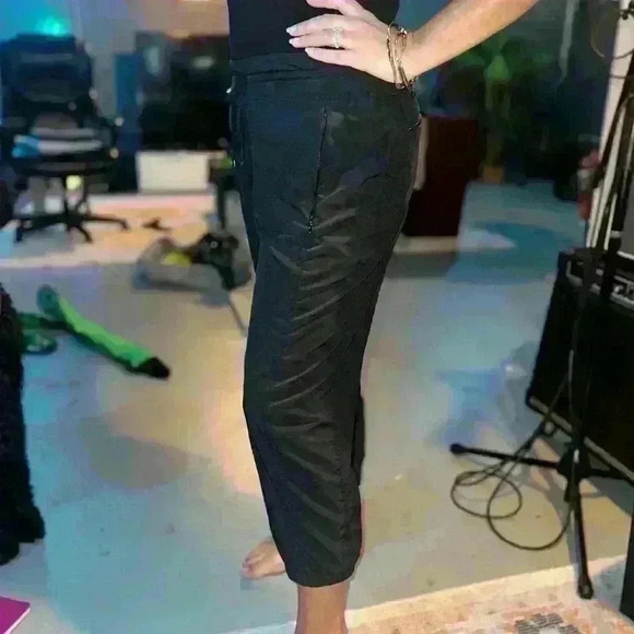 Athleta Pants - ATHLETA  Cropped Lightweight Drawstring Joggers
